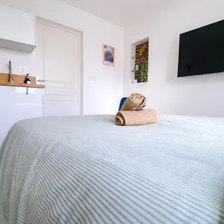 Apartment Gare - Le Paon *